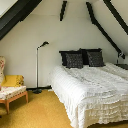 Vakantiehuis Thatched With Sea Views In Baring Ege