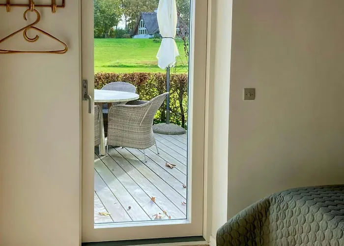 Vakantiehuis Thatched With Sea Views In Baring Ege Asperup